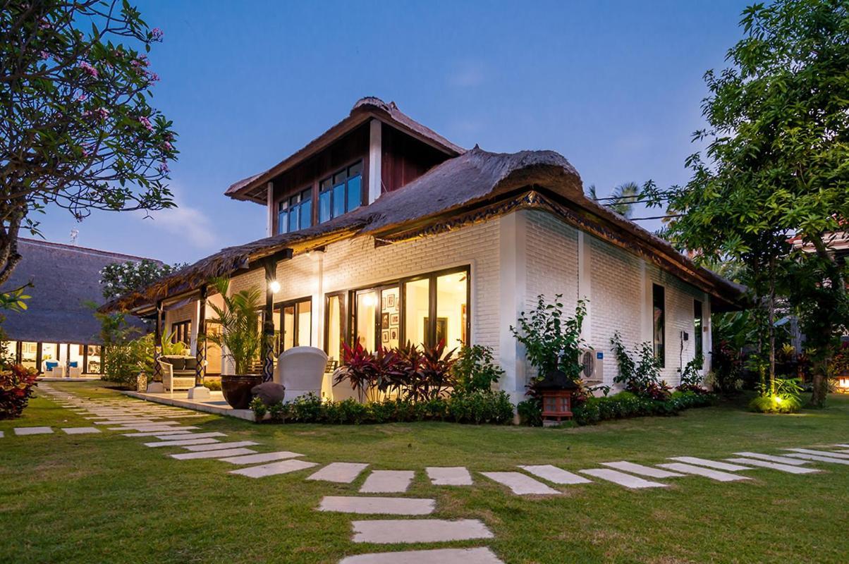 The Indies Estate Sanur Esterno foto