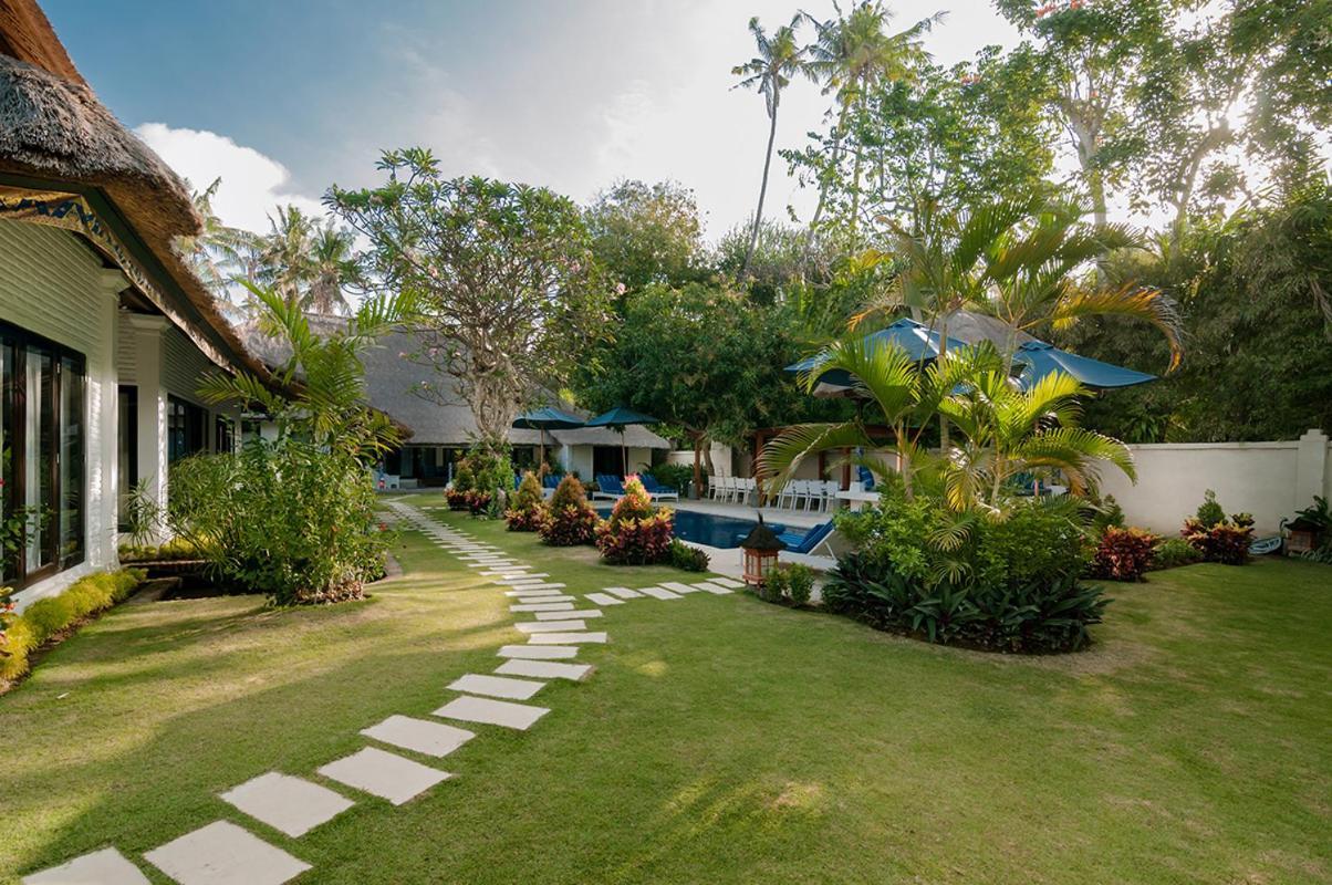 The Indies Estate Sanur Esterno foto